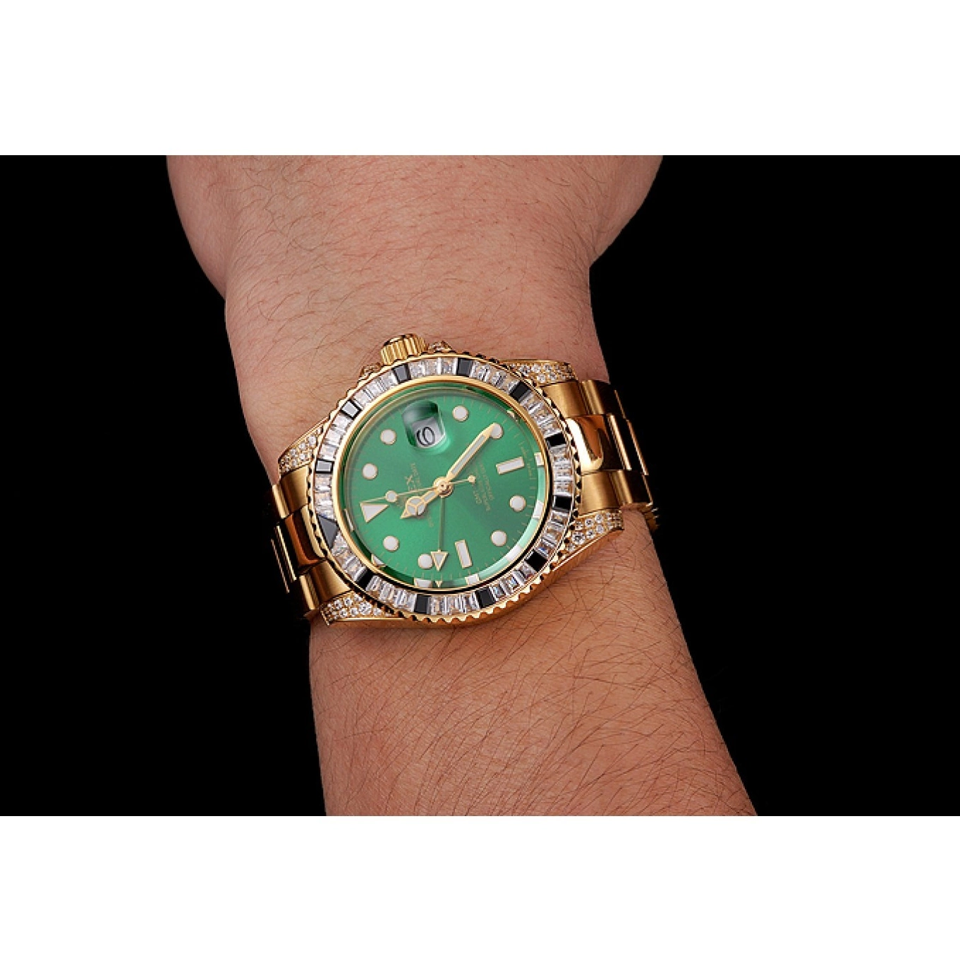 Aaa replica watch Case Set Master Bracelet And II GMT Bezel Stone Dial Gold Swiss 1453748 Rolex Green 0722